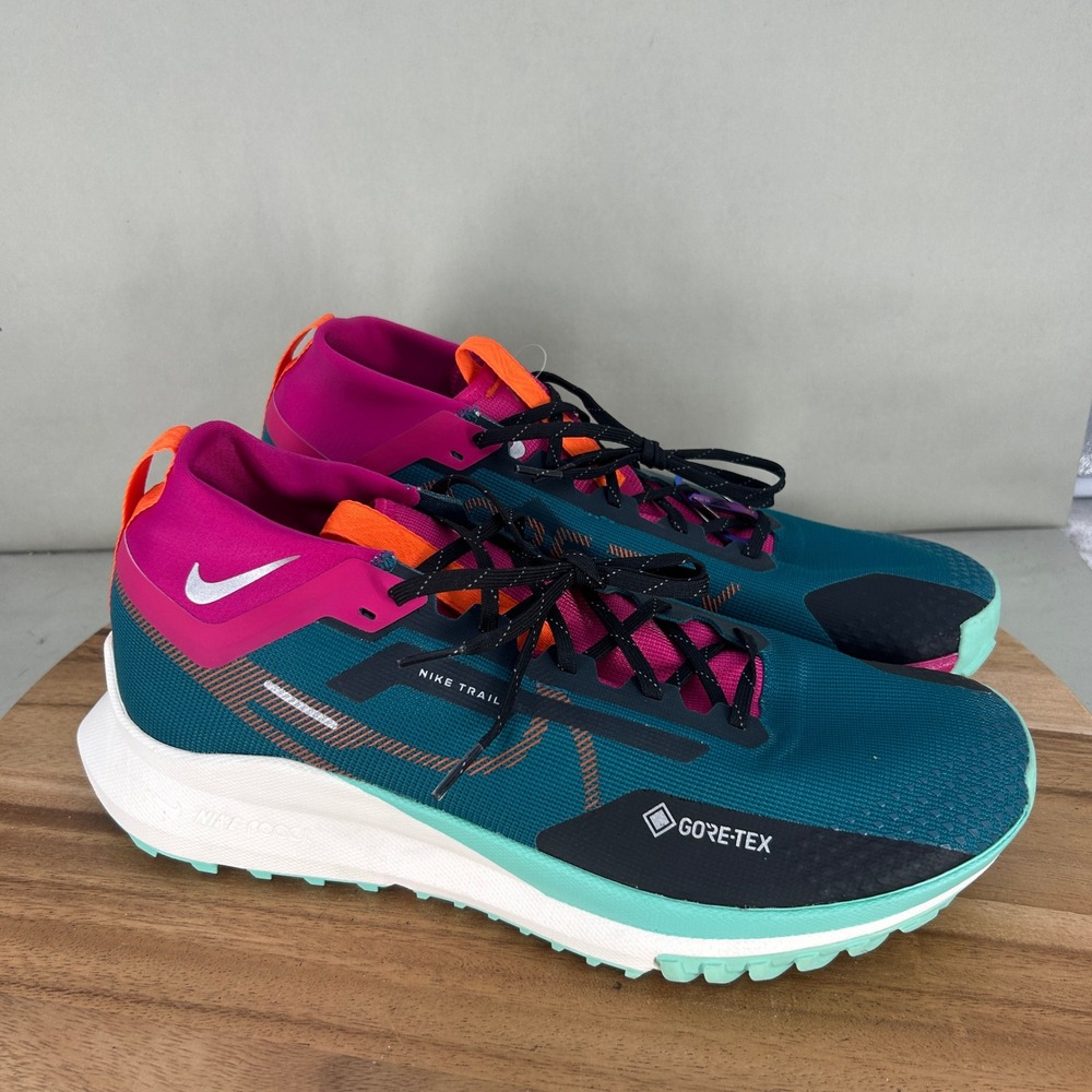 Nike Pegasus Trail 5 GTX Waterproof Mens Size 13 Womens 14.5 Trail Running Shoes